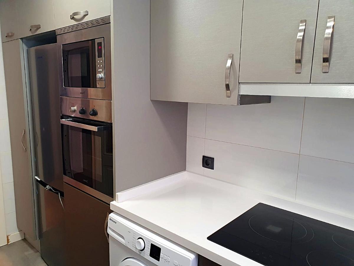 Newly Renovated Two Bedrooms Apartment In Villa Marina بينايدورم المظهر الخارجي الصورة