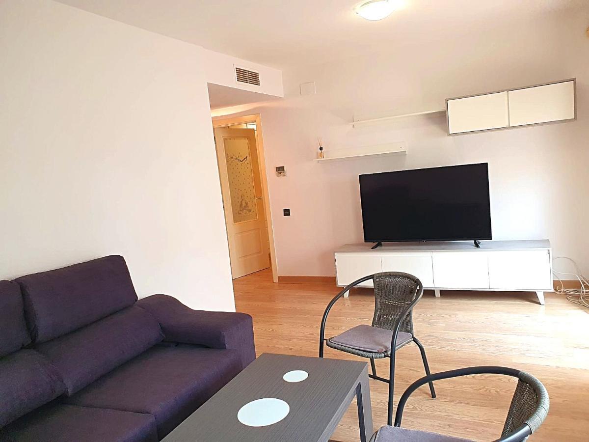 Newly Renovated Two Bedrooms Apartment In Villa Marina بينايدورم المظهر الخارجي الصورة